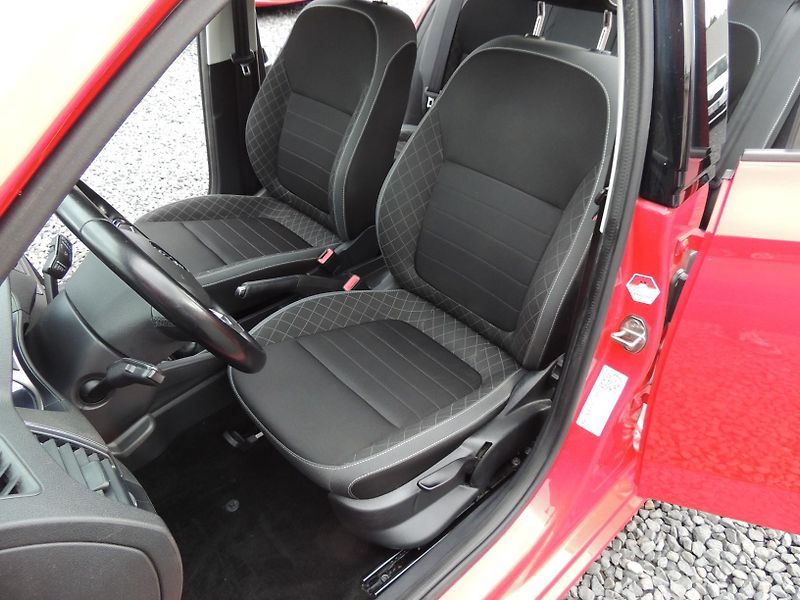 Škoda Fabia (2020) 1.0MPi,44kw,Amb,1.maj,ČR - fotka 19 z 42