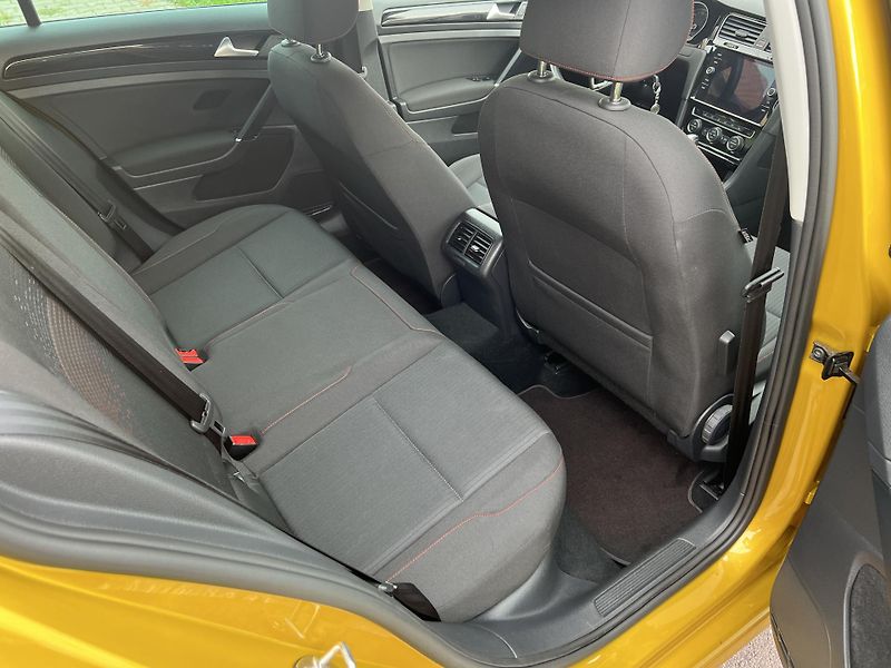 Volkswagen Golf 1.4 TSI, DSG - fotka 11 z 26