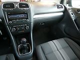Volkswagen Golf 1,2 TSi 77kW Match,po rozvodec - náhled 27