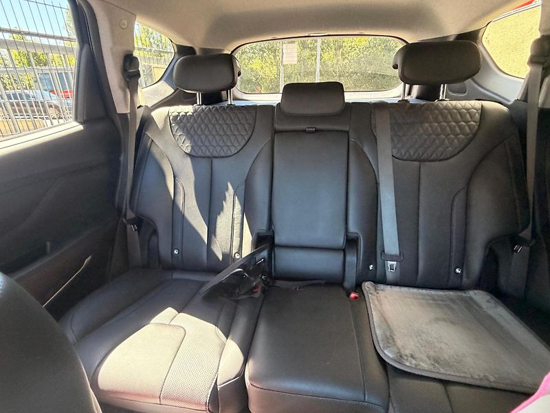 Hyundai Santa Fe 2.2-PREMIUM-AUTOMAT-KŮŽE - fotka 22 z 26