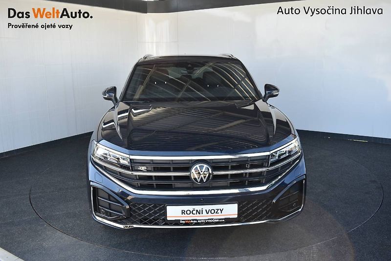 Volkswagen Touareg (2025) R-Line 3.0TDI 210kW,tažné,weba - fotka 4 z 27