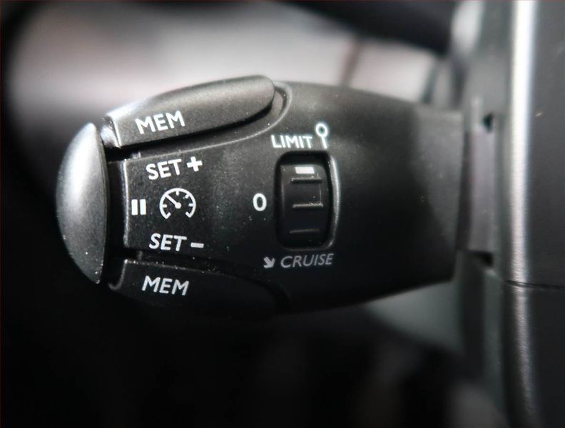 Citroën C3 Aircross (2019) 1.2 PureTech, ČR,1.maj - fotka 16 z 17