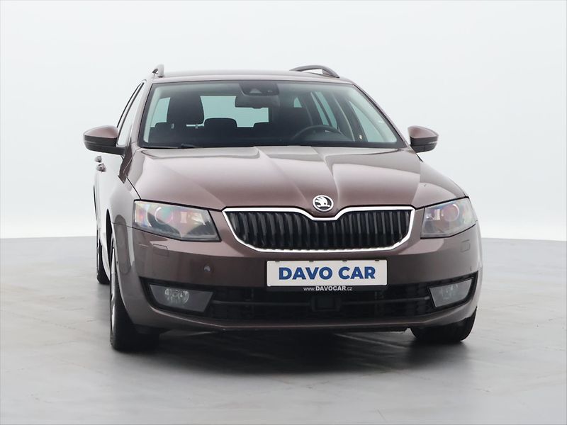 Škoda Octavia 2,0 TDI 110kW CZ Style DPH - fotka 2 z 35