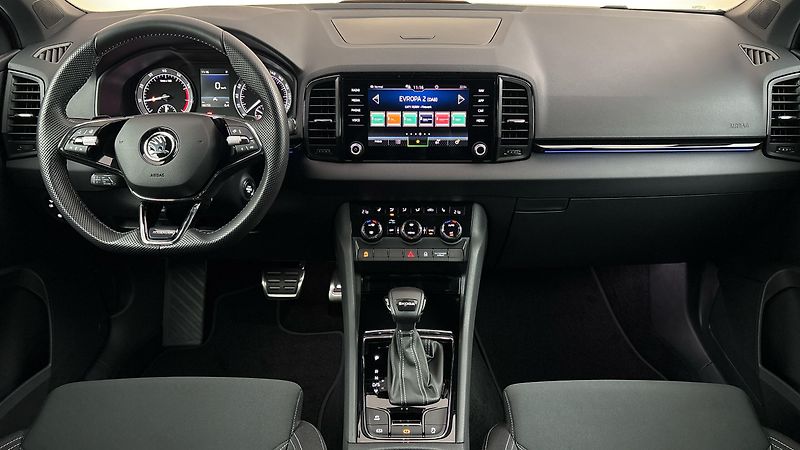 Škoda Karoq 1.5 TSI DSG Sportline - fotka 8 z 26