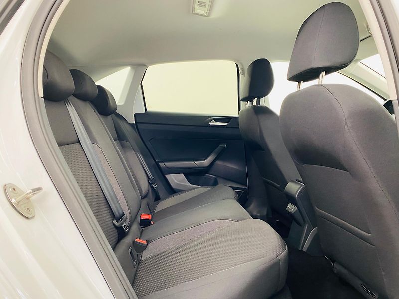 Volkswagen Taigo 1,0   1.0 TSI 70kW Life - fotka 7 z 25