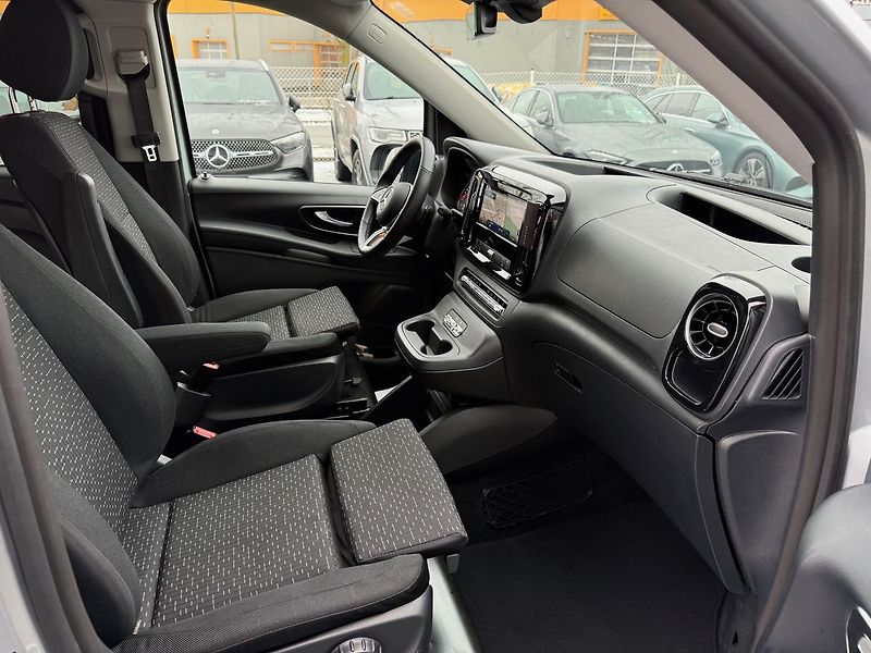 Mercedes-Benz Vito 124 CDI TOURER SELECT L 4x4 - fotka 10 z 11