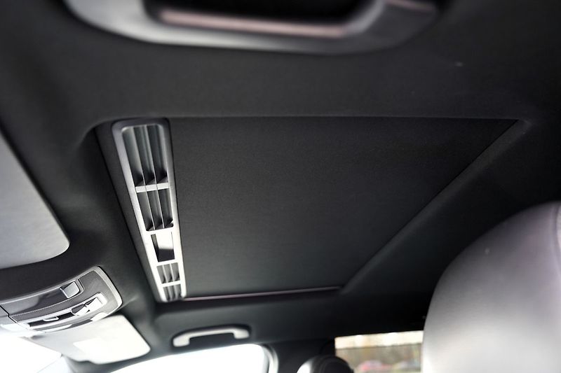 Mercedes-Benz GLS 350d 4Matic, ČR, 7 míst - fotka 17 z 50