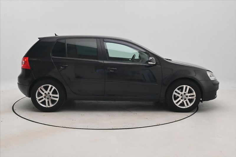 Volkswagen Golf 2,0 TDI 103 kW DSG Trend Nová - fotka 4 z 29