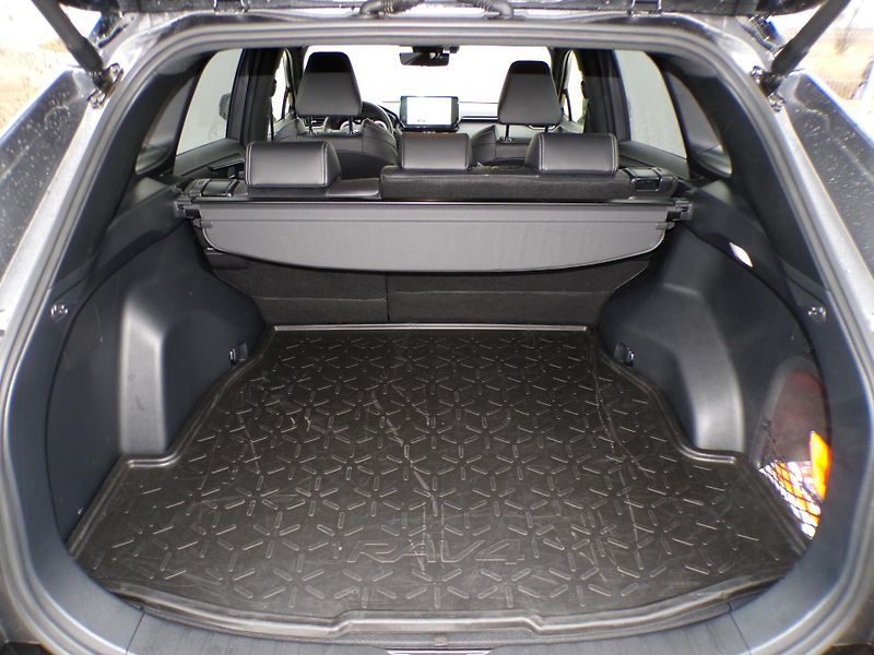 Toyota RAV4 2.5 HSD e-CVT AWD GR-Sport - fotka 12 z 23