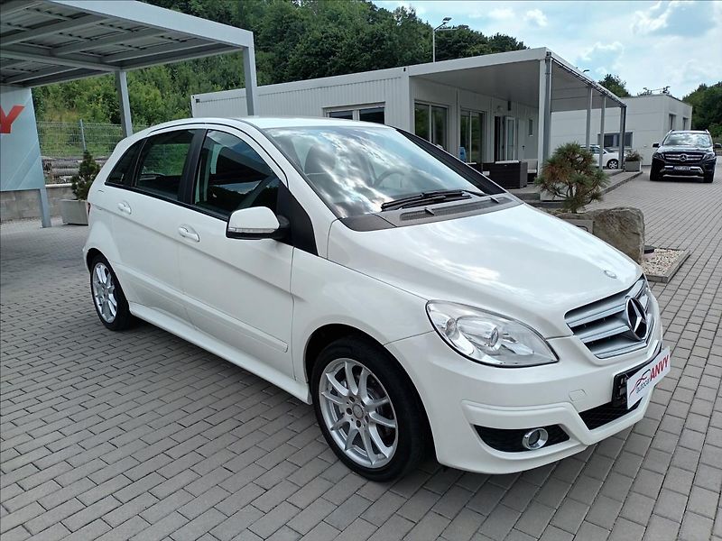 Mercedes-Benz Třídy B 2,0 i,B 200,100kw,TAŽNÉ,VÝHŘEV - fotka 3 z 33