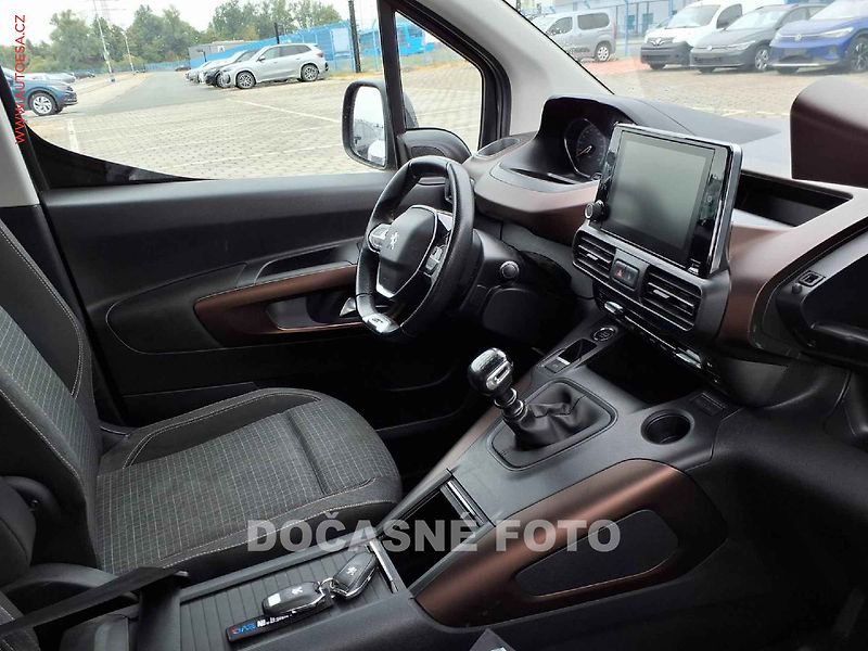 Peugeot Rifter (2023) 1.5HDi, GT, navi, kamera - fotka 5 z 6