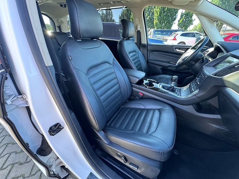Ford Galaxy (2016) 2,0 TDCI 132KW 1. MAJ TITAN 7X - fotka 42 z 50