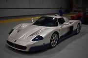 nebo Maserati MC 12