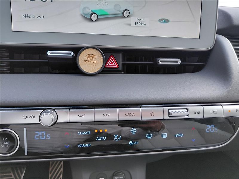 Hyundai Ioniq 5 POWER4×2 STYLE PREM TECH - fotka 16 z 27