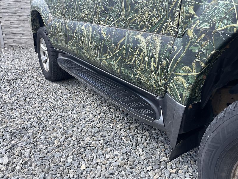 Toyota Land Cruiser 3.0TD 4x4 170PS AUT VÝBAVA !!! - fotka 60 z 180