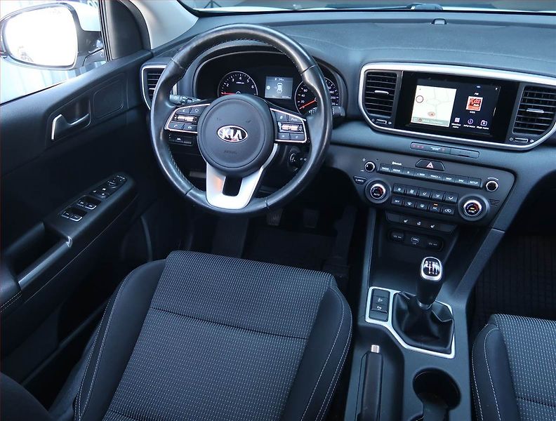 Kia Sportage (2019) 1.6 GDI, ČR,1.maj, Serv.kniha - fotka 7 z 15