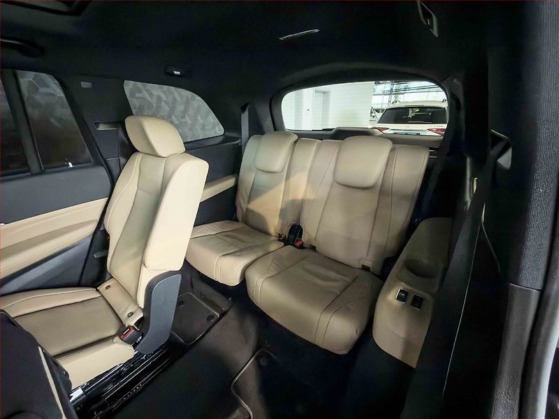 Mercedes-Benz GLS (2025) 450 d 4MATIC - fotka 24 z 27