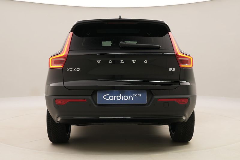 Volvo XC40 (2026) B3 AUT DARK ULTRA  - fotka 11 z 64