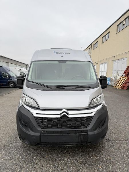 Clever Vans (2026) Runner 636 2026 - fotka 3 z 14