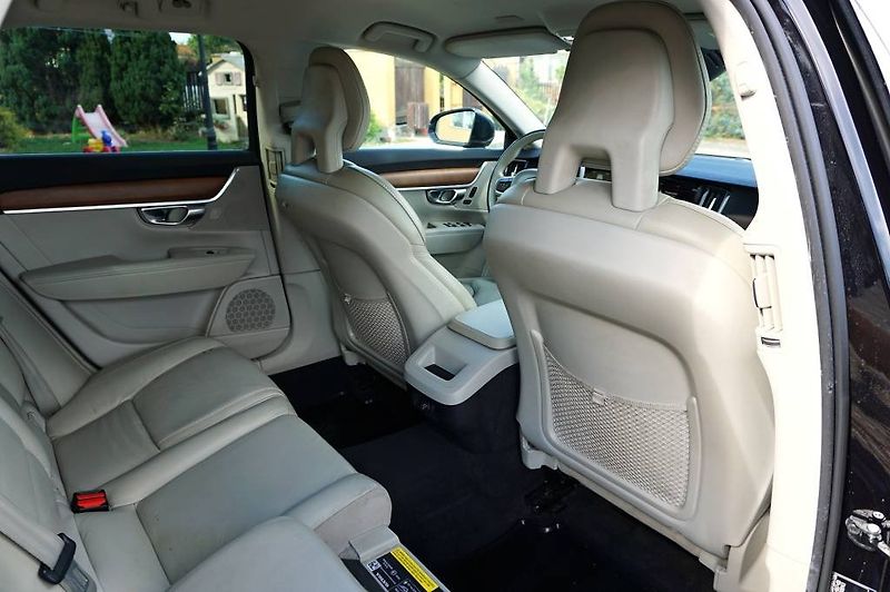 Volvo V90 (2019) INSCRIPTION POLESTAR 2,0D5 173 - fotka 17 z 60