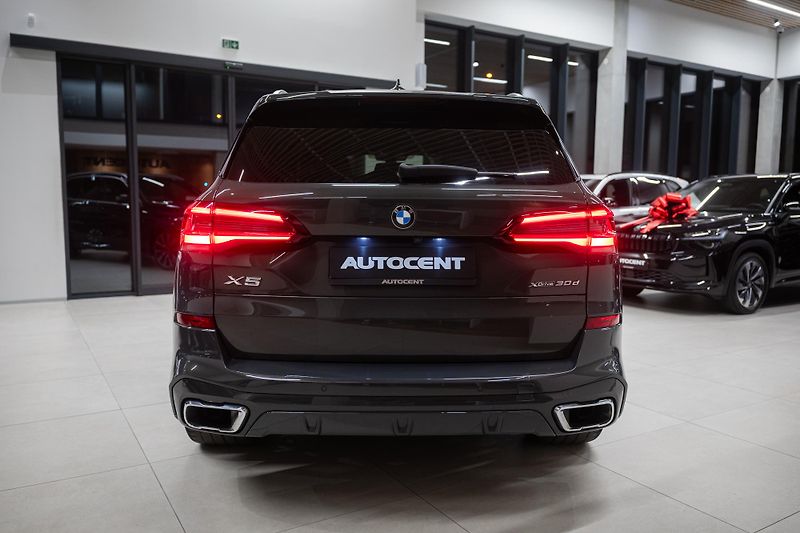 BMW X5 (2021) 30D XDRIVE 210KW M-Paket - fotka 8 z 38