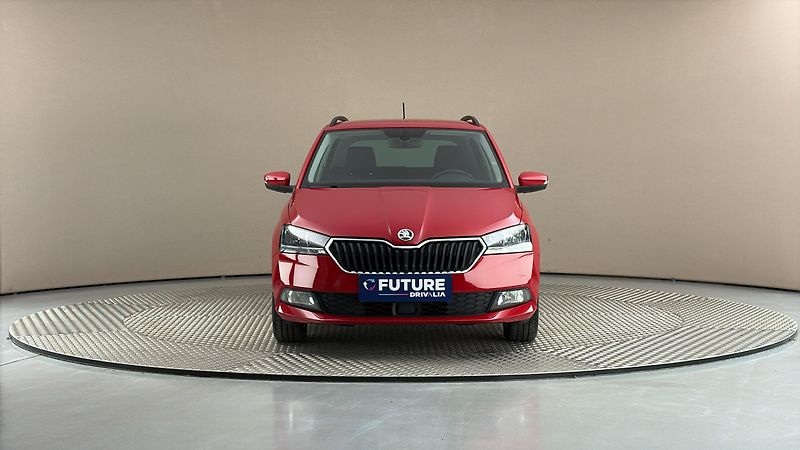 Škoda Fabia 1.0 TSI Ambition Combi Tour - fotka 3 z 24