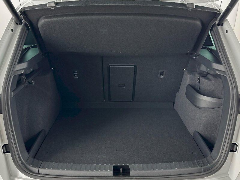 Škoda Karoq (2025) DSG 2.0TDI 110kW 4x4 SportLine - fotka 32 z 36