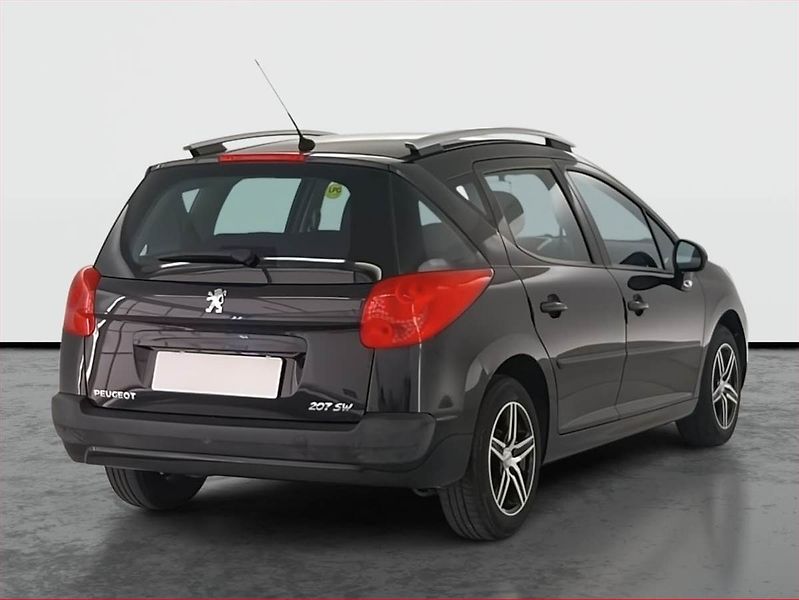Peugeot 207 (2010) 1.4, LPG, po STK, jezdí skvěle - fotka 5 z 18