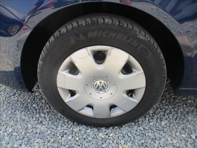 Volkswagen Polo 1,2 i,servisní kniha,ABS, - fotka 18 z 24