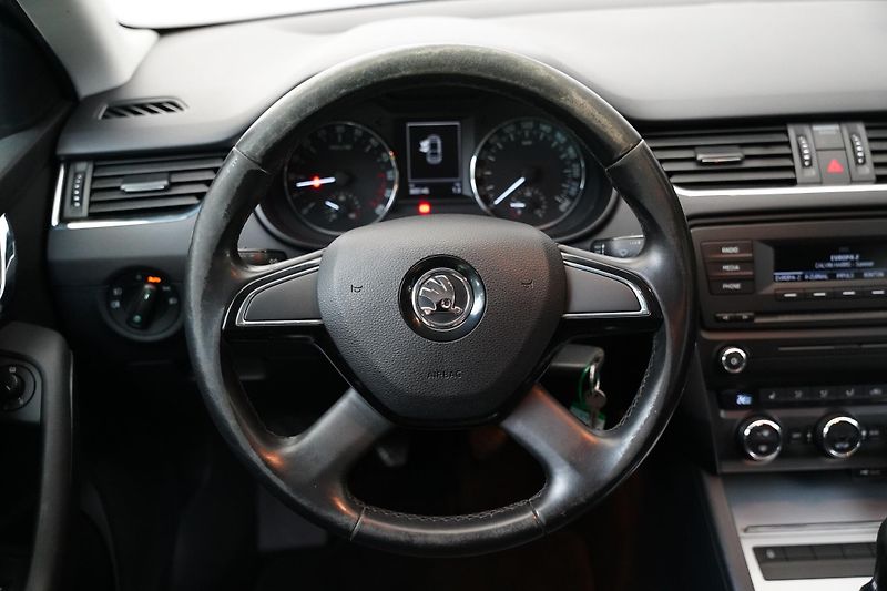 Škoda Octavia - fotka 16 z 24