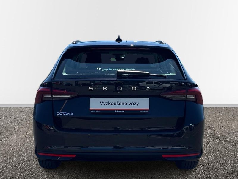 Škoda Octavia Selection - fotka 17 z 24
