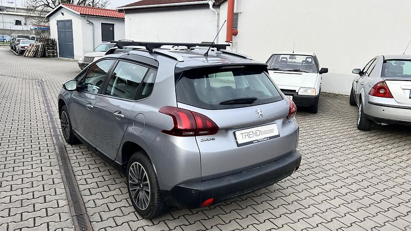 Peugeot 2008 1.2 PURE TECH - fotka 4 z 15