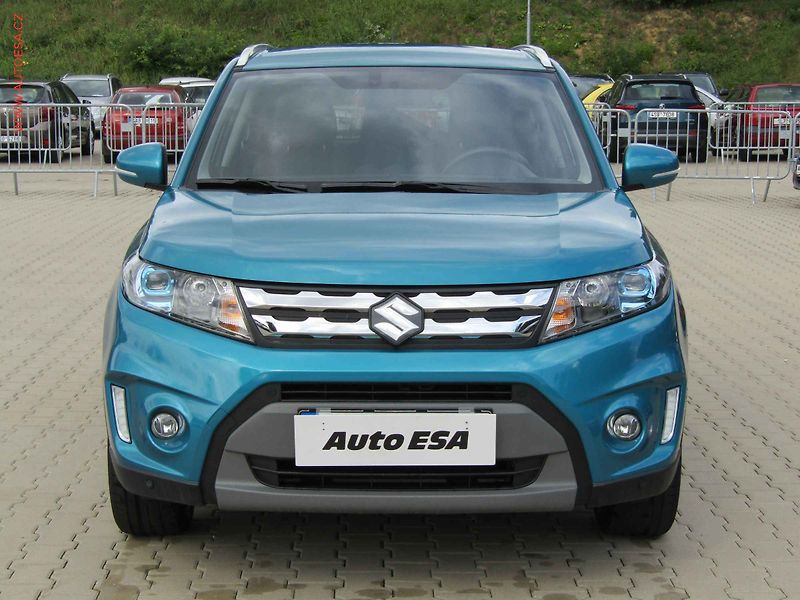 Suzuki Vitara (2017) 1.6VVT 4x4, 1.maj,ČR, LED - fotka 2 z 18
