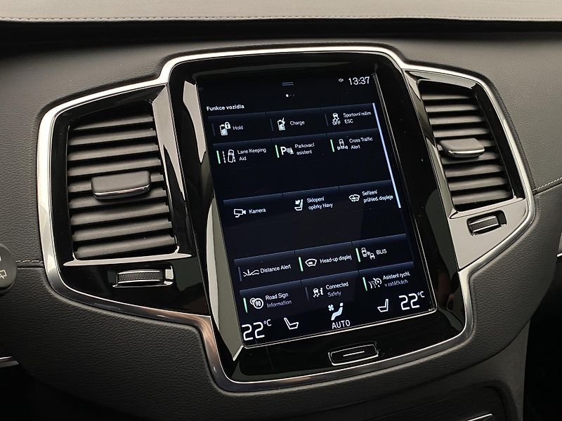 Volvo XC90 T8 AWD RECHARGE INSCRIPTION 7m - fotka 44 z 57