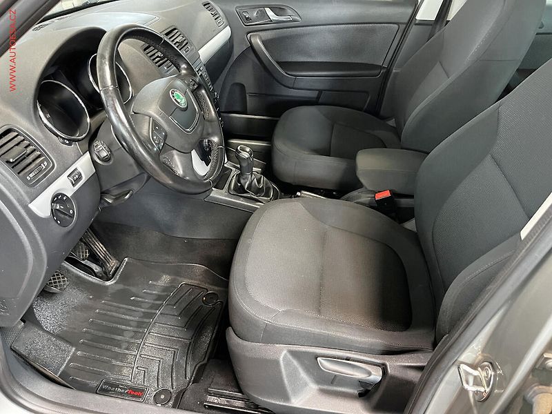 Škoda Yeti (2011) 1.2 TSi, Ambition, panor - fotka 9 z 15