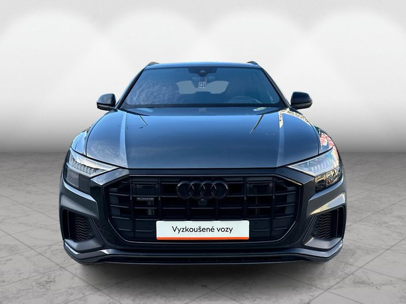 Audi Q8 55 TFSI Quattro - fotka 2 z 24