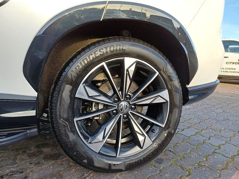 MG HS PHEV 1.5T EXCLUSIVE AT - fotka 22 z 22