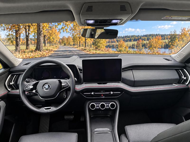 Škoda Kodiaq 2,0 142kW Top Selection 4x4 DS - fotka 26 z 34