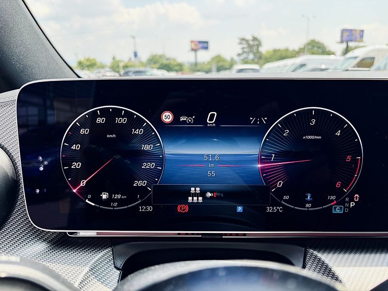 Mercedes-Benz Třídy V (2026) 300d EXCLUSIVE AMG 4M L - fotka 24 z 36