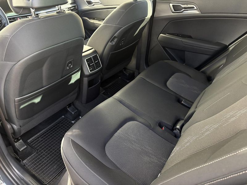 Kia Sportage 1.6 T-GDI 110kW DCT Excl. PLUS - fotka 11 z 25
