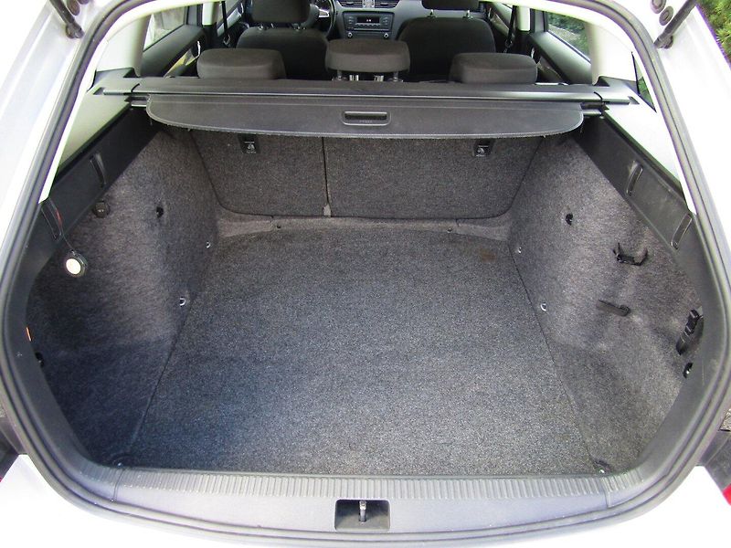 Škoda Octavia (2014) 1.6 TDI 77kW  1.MAJITEL - fotka 22 z 35