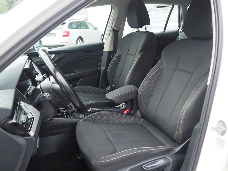 Škoda Kamiq (2022) 1.0 TSi, 81 kW, AT - fotka 10 z 32
