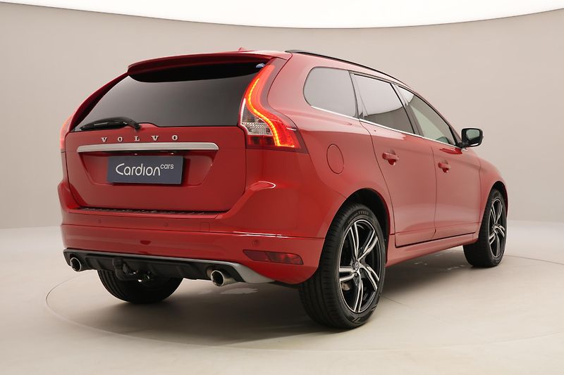 Volvo XC60 D3 R-DESIGN - fotka 12 z 45