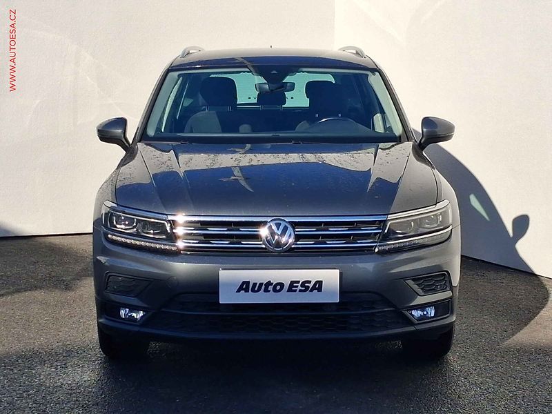 Volkswagen Tiguan (2019) 2.0TDi 4x4, ČR, DSG, LED - fotka 2 z 21
