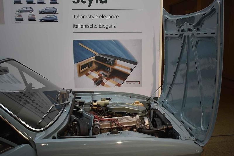 Sedan Škoda 720 je kompletní a provozuschopný