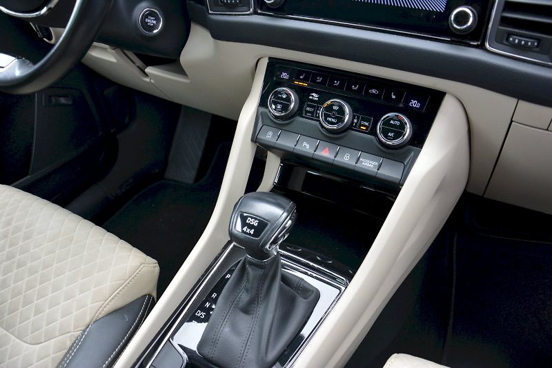 Škoda Kodiaq (2021) 2.0 TDI 147 kW 4x4 STyle PLUS - fotka 15 z 27