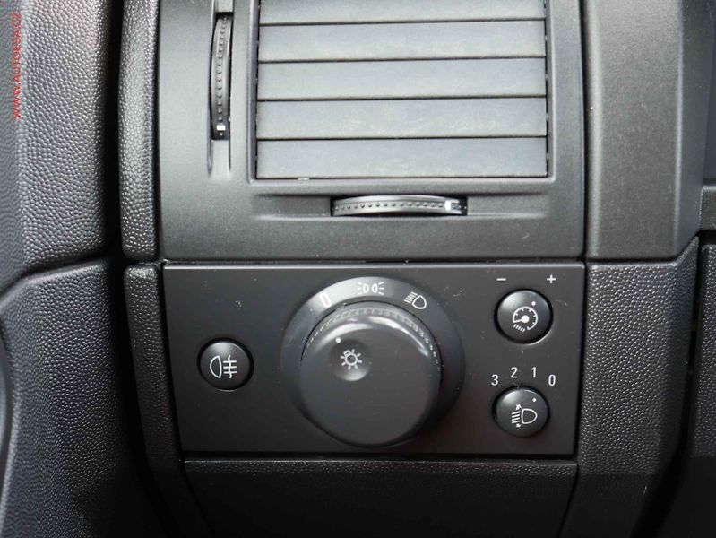 Opel Meriva (2006) 1.4i, servis.kniha, AC - fotka 16 z 16