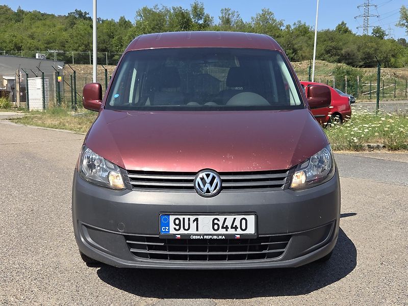 Volkswagen Caddy 1,6tdi  - fotka 2 z 10