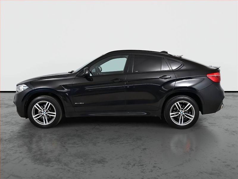 BMW X6 (2016) xDrive30d - fotka 3 z 25