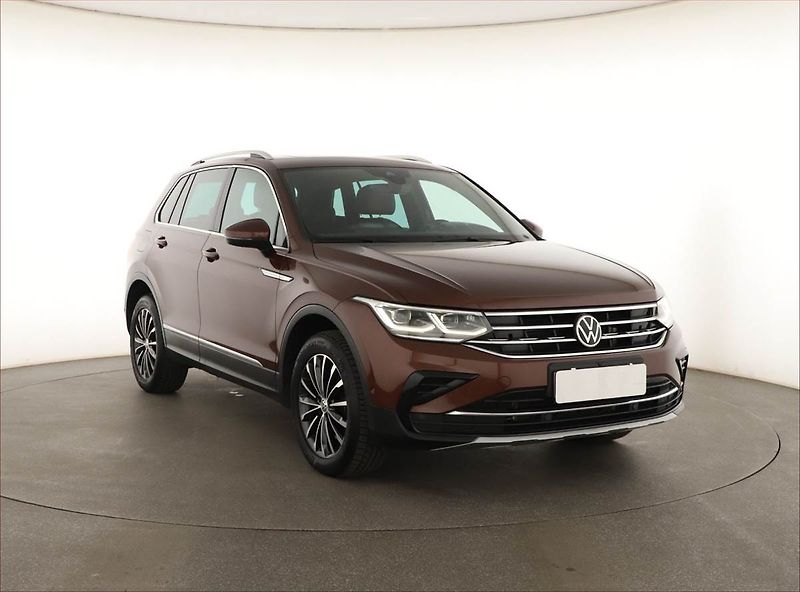 Volkswagen Tiguan (2020) Elegance 2.0 TDI - fotografie inzerátu